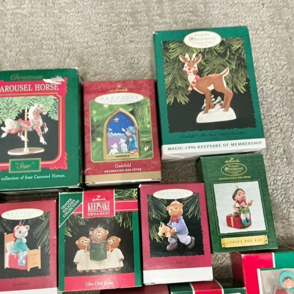 Hallmark Keepsake Christmas Ornament Mixed LOT of 25 Pieces Reindeer Mice Bears